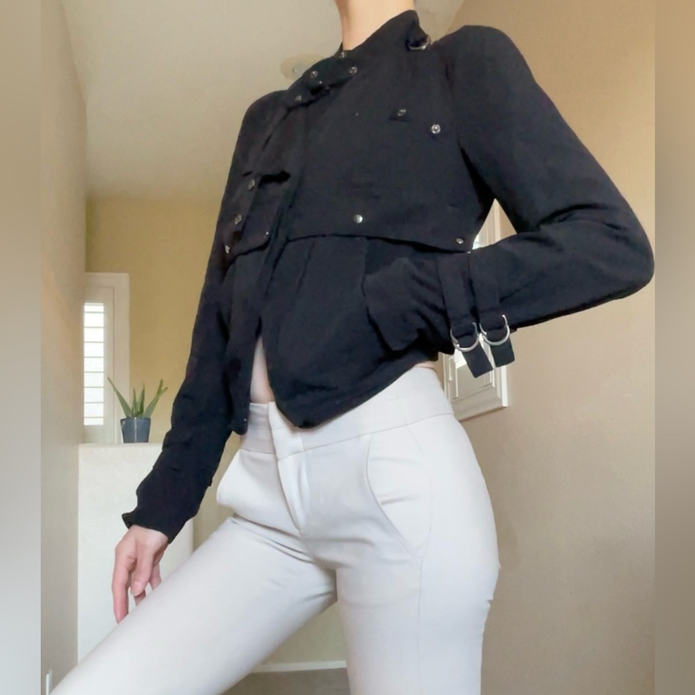Cropped jacket - Picture 3 of 10